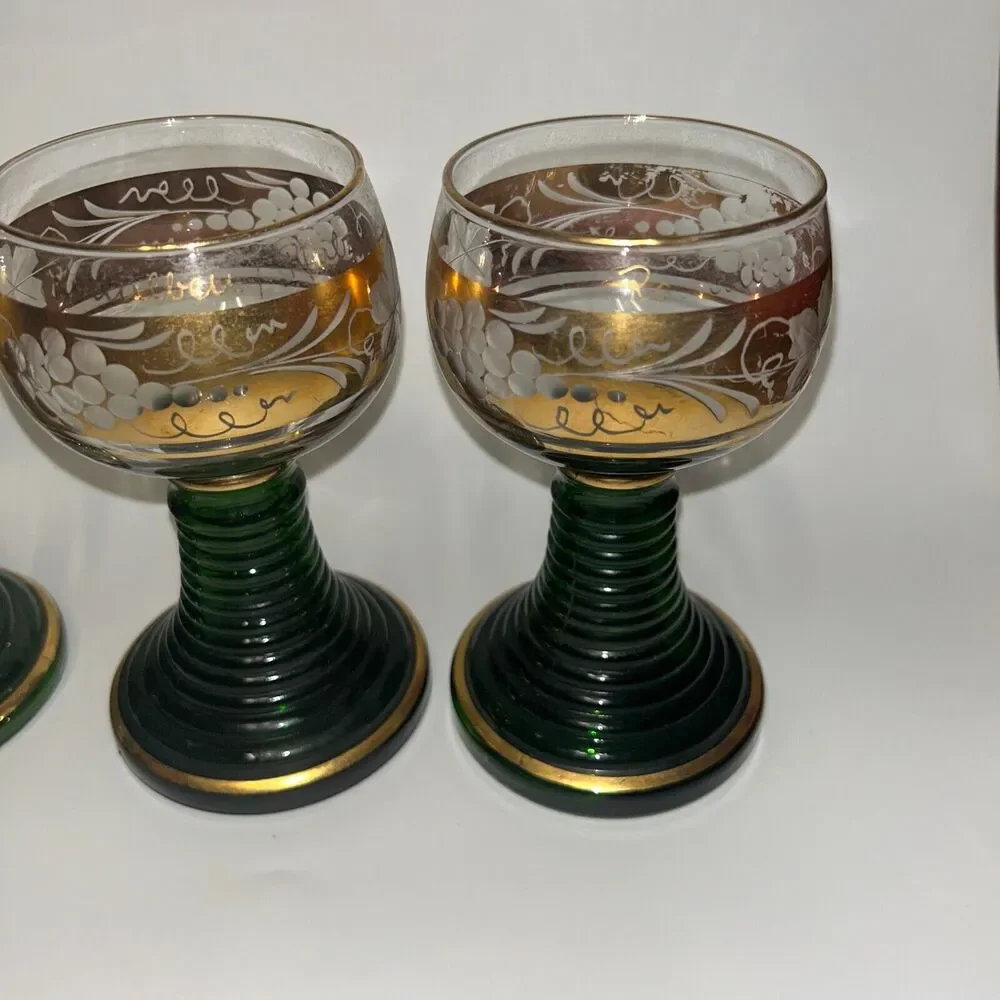 Set of 3 Green Glass Gold Trimmed Goblet Wine Glasses Textured Fruit